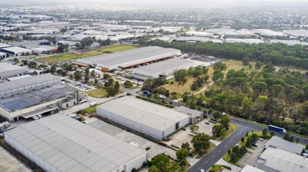 Pellicano re-signs Amazon on a five-year renewal at the global giant’s first Australian distribution centre